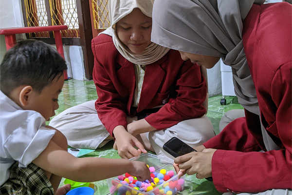 moklet-serve-smk-telkom-malang-aulia-preschool-gallery-1-600-400.jpg
