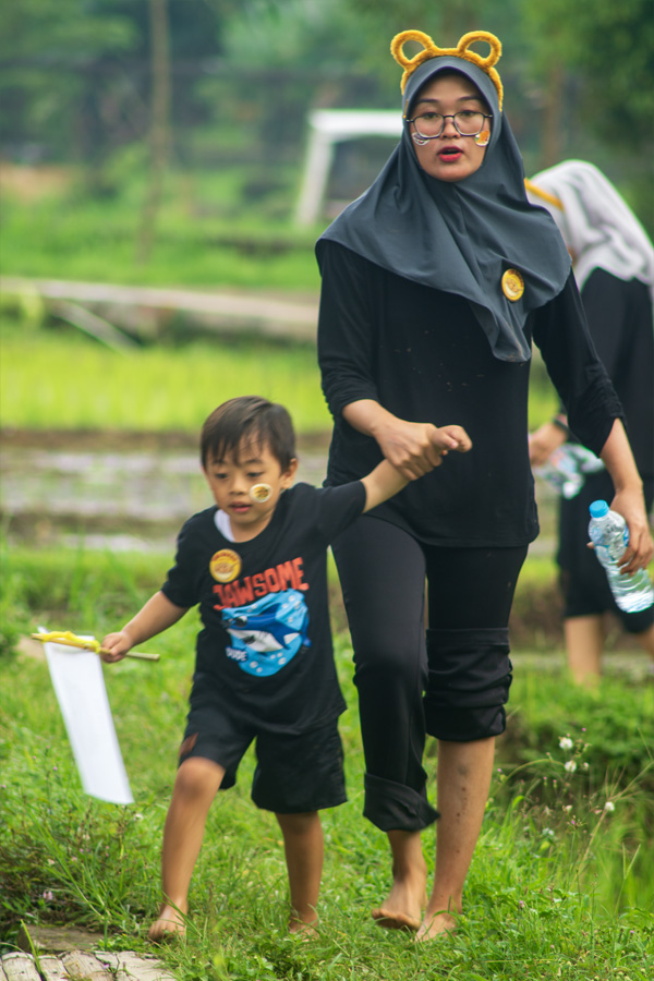Persiapan Keberangkatan Rombongan AULIA Preschool di Pagi Buta Menuju Yogyakarta
